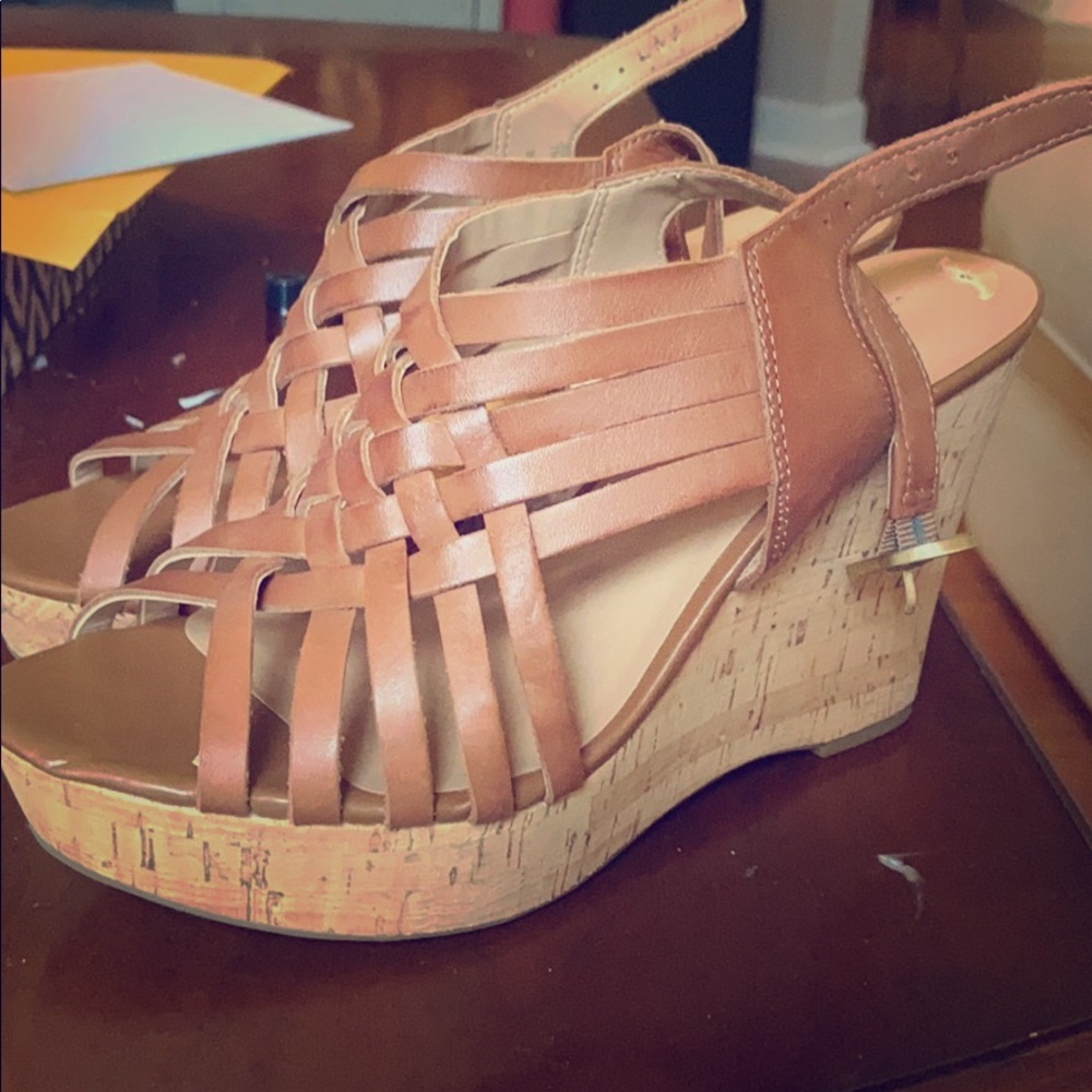 Brown wedges